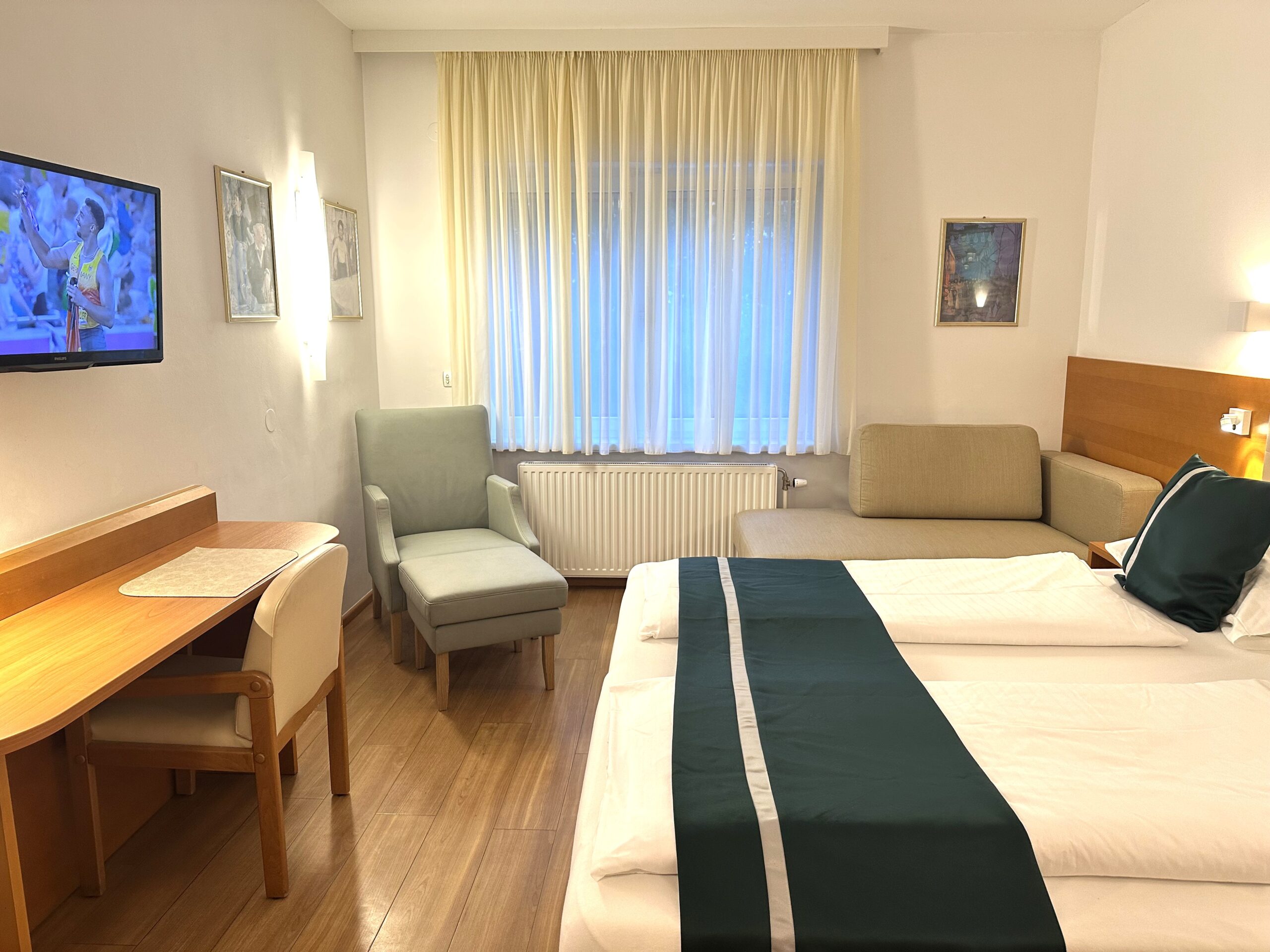 Doppelzimmer 9